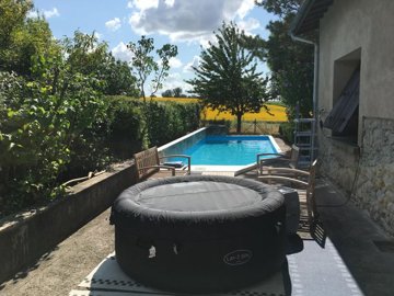 28fa0fb9681b7b64b18eb94648440456d90b9f676d192