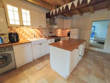 5be083b6678e94e7377ebcbc90da7cd7f277c2e38c192