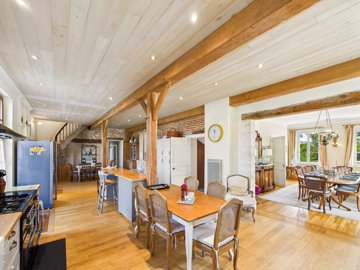 1765c69b4584411f476d919e8fad6d5e6f7c06bee3200