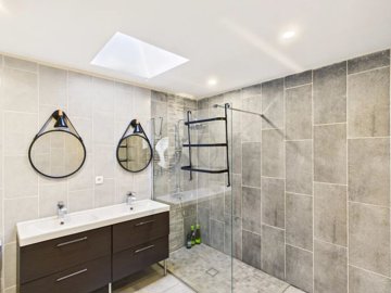 11e1a2fd856b8ee4efb44de7759be934e12b974f45192