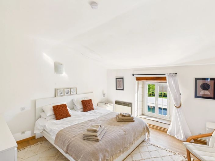 Image No.13-6 Bed House for sale