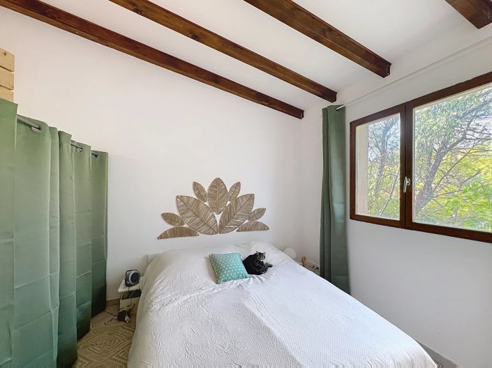 Image No.11-12 Bed House for sale