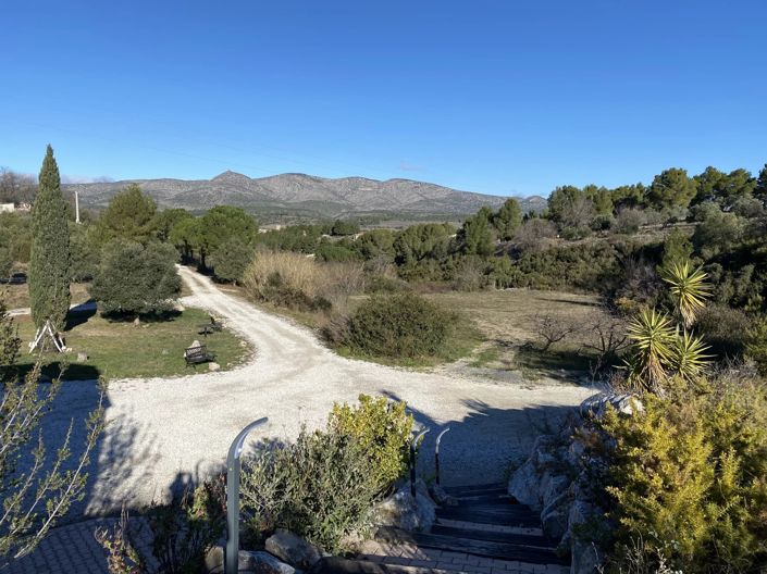 Image No.3-12 Bed House for sale