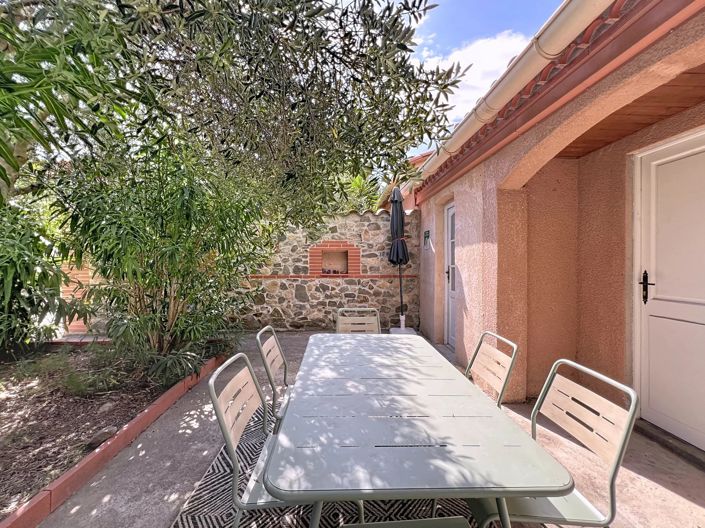 Image No.7-12 Bed House for sale