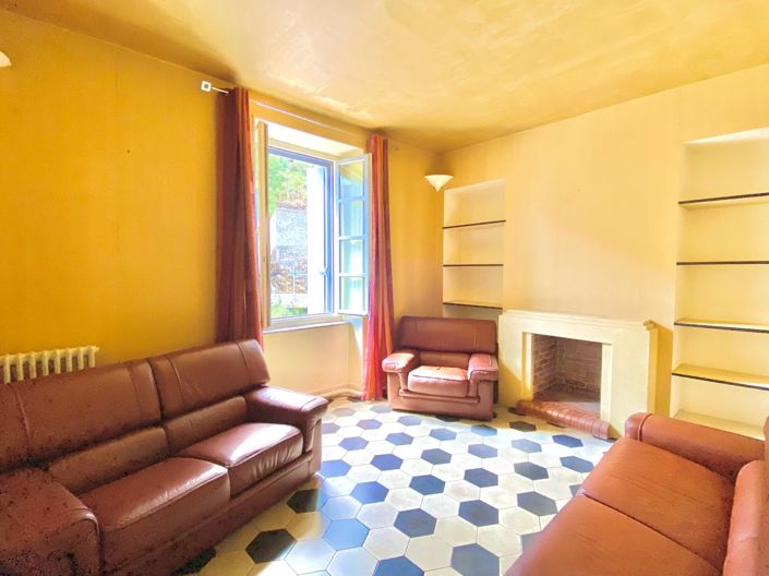 Image No.4-6 Bed House for sale