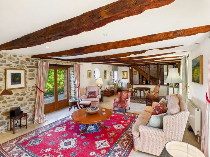 Image No.3-5 Bed House for sale