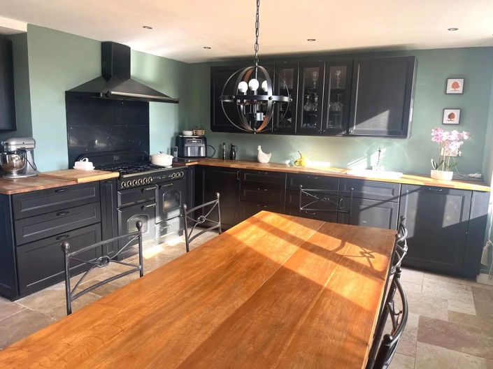 Image No.4-4 Bed Village House for sale