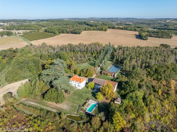 Image No.2-Maison de 8 chambres à vendre à Issigeac