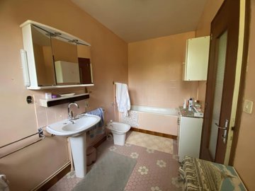 ddd277bddf9b1dbb531a84ca52ab2e6bf41e53dc8c192