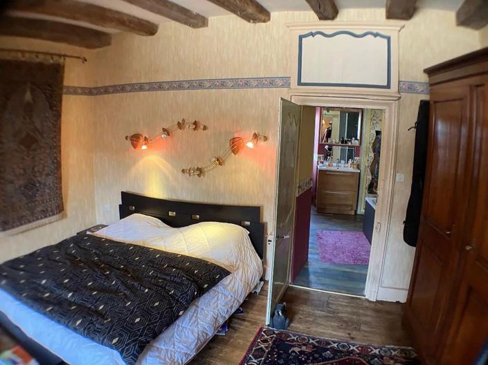 Image No.8-1 Bed House for sale