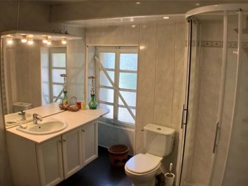 9aec79221e9662f71303871bc7e5410c211aee7a4b111