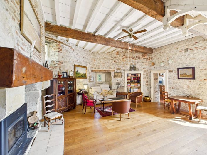 Image No.3-7 Bed House for sale