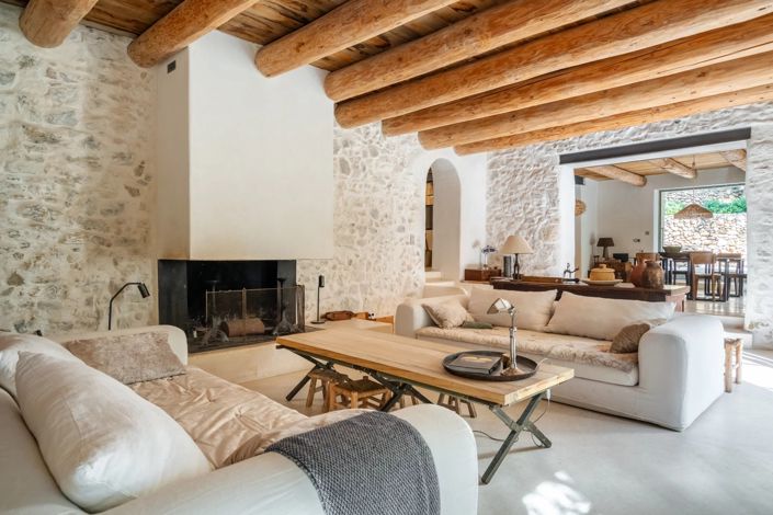 Image No.4-7 Bed Property for sale