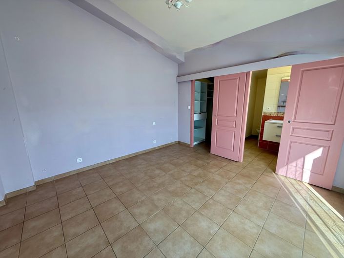 Image No.6-Maison de 4 chambres à vendre à Gironde