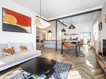 e382057920622201d8a620e8324e27c86c2afdf4e4192