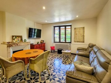 38439dd900ee17d48f01218c714b91282961ba714e192