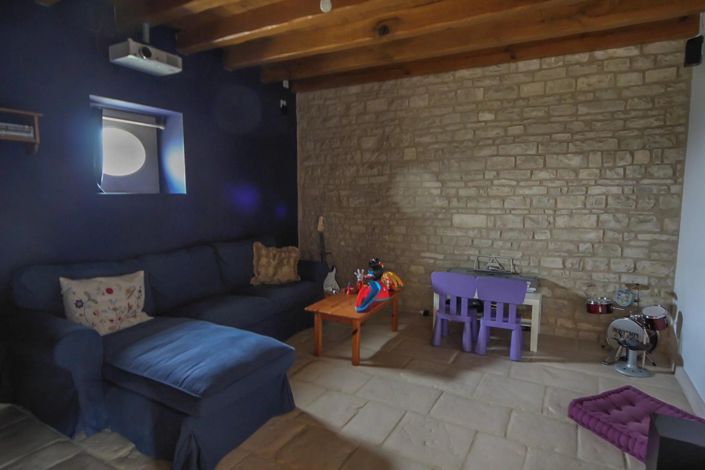 Image No.4-Maison de 5 chambres à vendre à Charente