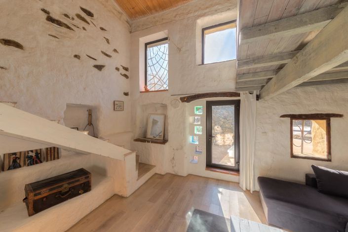 Image No.10-5 Bed House for sale