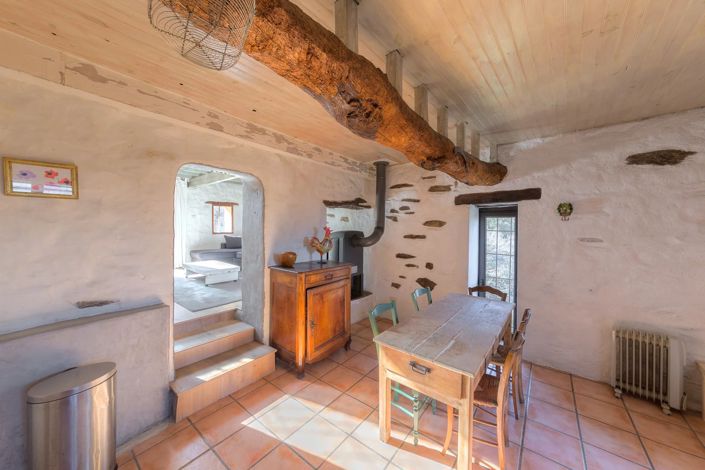 Image No.8-5 Bed House for sale