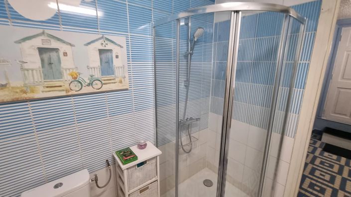 Image No.11-4 Bed House for sale