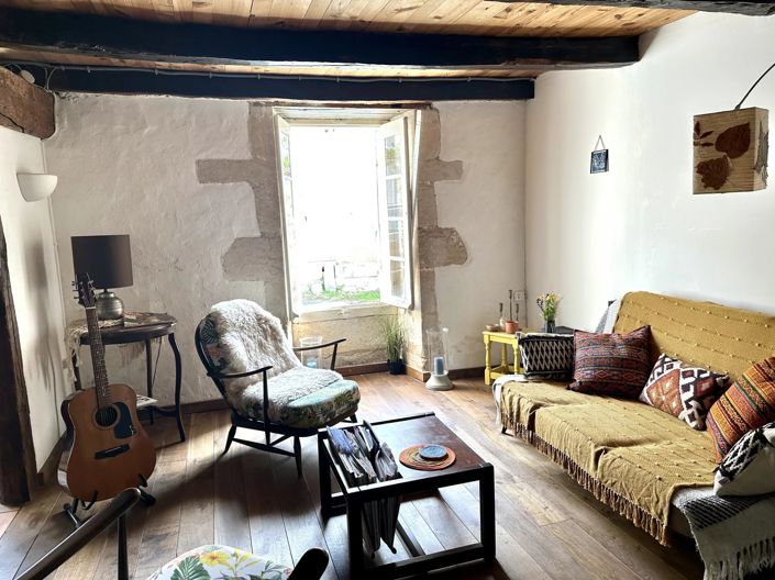 Image No.8-3 Bed House for sale