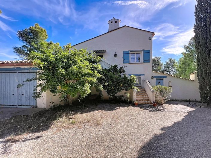 Image No.2-4 Bed House for sale