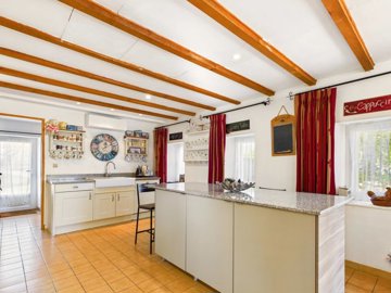 0b02a61da3cdf59c23480988565d77de5296040745200