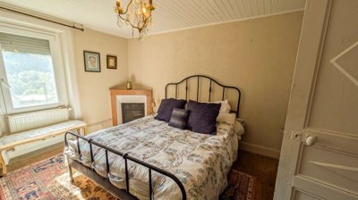 735c7cf8c9d26f36654f2297f7def670c77624d3ac403