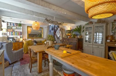 dfca873424ad44f983c839d45c9c56238a259b07d4192