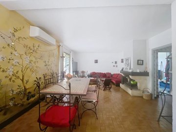 cf94be22078ddd8f77fbdf6a15fefd73da8c338044192