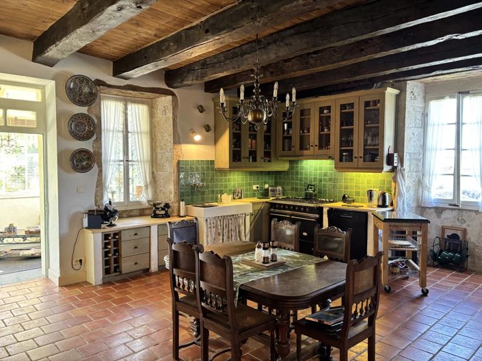 Image No.4-4 Bed Farmhouse for sale