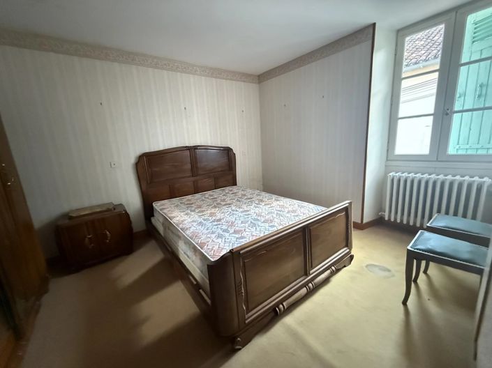 Image No.7-5 Bed Village House for sale