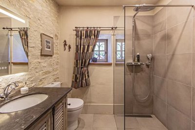 a3b2f7782780c13eb0b130ce7b405ee6e086a87bce192