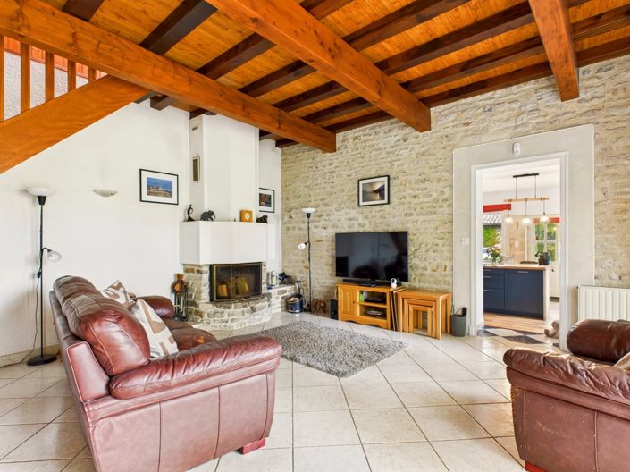 Image No.4-3 Bed Village House for sale