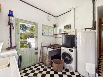 b6d3e12f5e1bc19028a9c5b32f374dbafe05d57813192