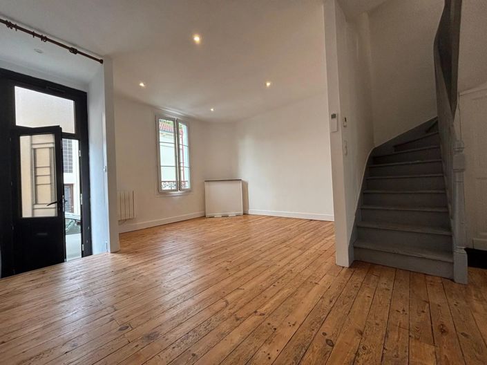 Image No.2-3 Bed House for sale