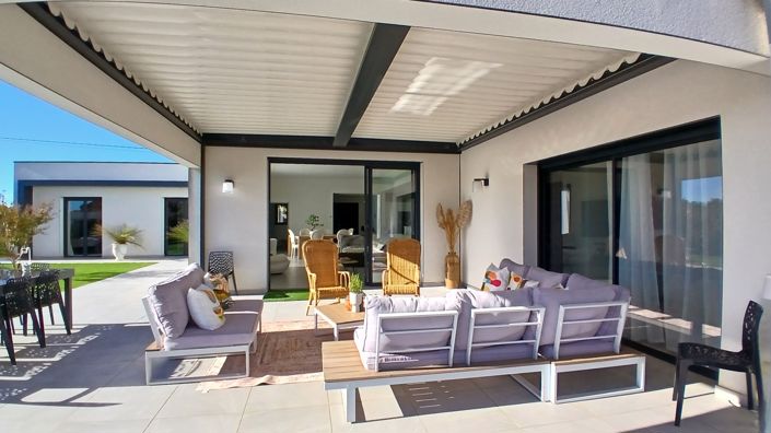 Image No.6-4 Bed House for sale