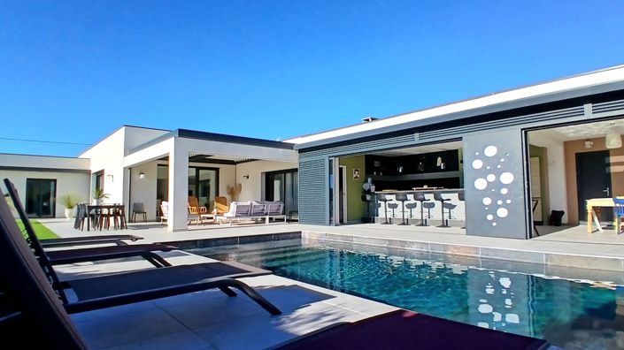 Image No.7-4 Bed House for sale