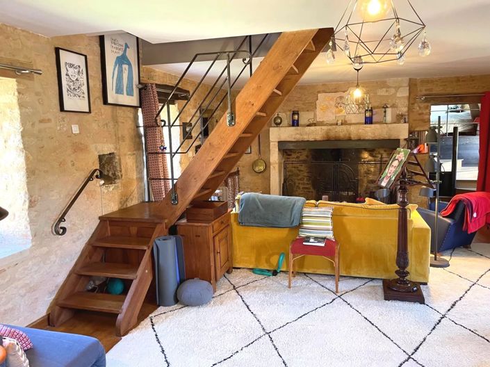 Image No.8-4 Bed House for sale