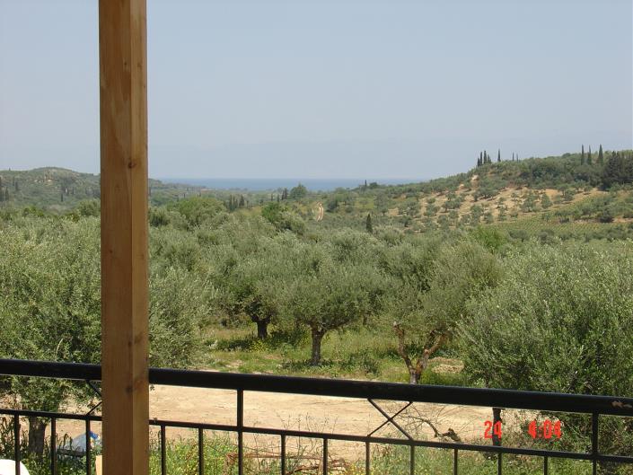 Image No.2-Maison de 2 chambres à vendre à Koroni