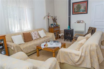 Seven-fully-equipped-apartments-situated-near-Finikounda--300-m-from-the-beach--897---1-