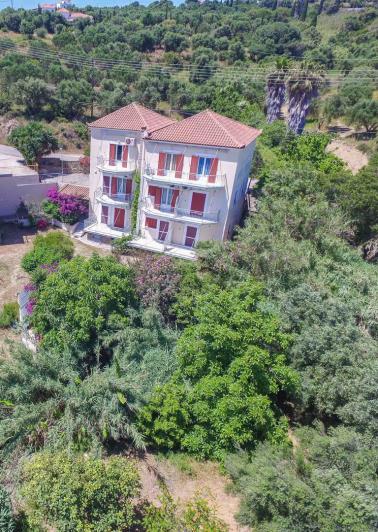 Image No.16-Condo de 9 chambres à vendre à Foinikountas