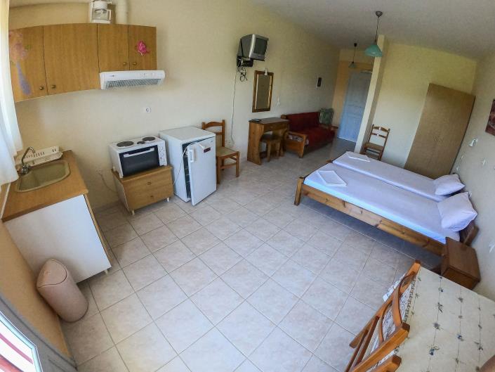 Image No.21-Condo de 9 chambres à vendre à Foinikountas