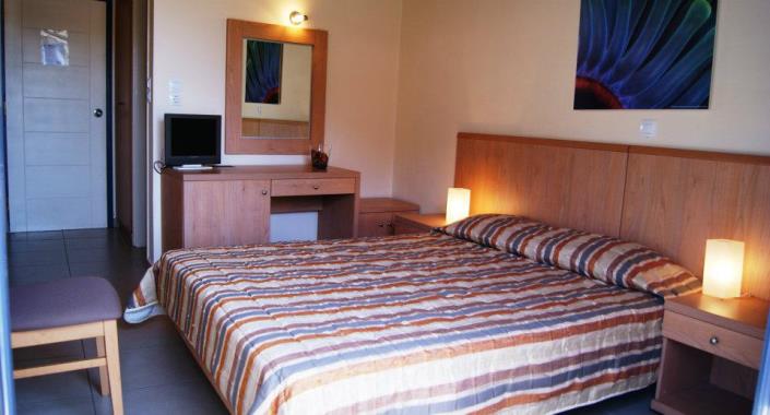 Image No.10-37 Bed Hotel for sale