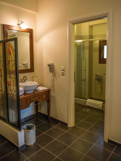 Image No.4-30 Bed Hotel for sale