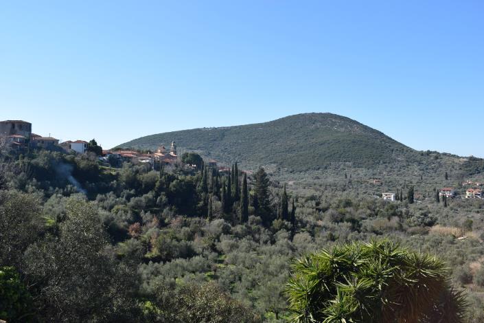 Image No.2-Maison de campagne de 2 chambres à vendre à Messinia