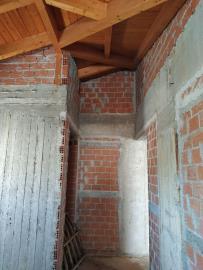 Real-Estate-993--17-