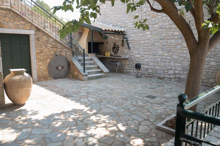 Image No.8-Villa for sale