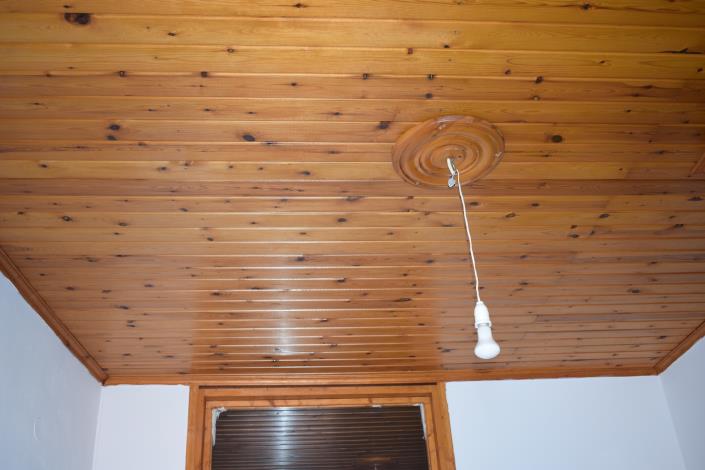 Image No.10-3 Bed House for sale