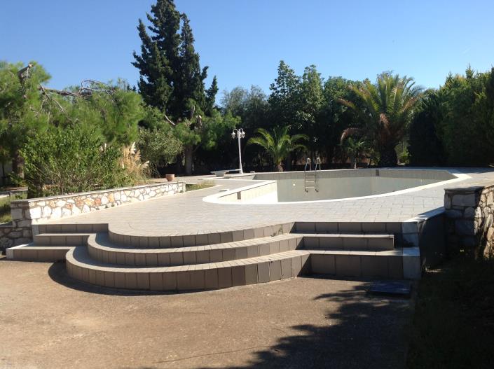 Image No.3-Un hôtel à vendre à Stoupa